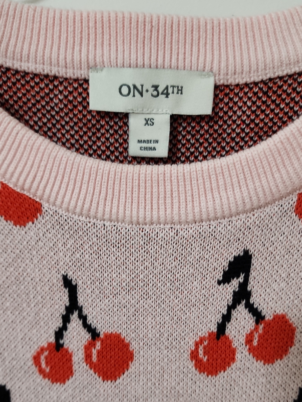 ON 34th Very Cherry Sweater & Sweater Skirt XS - Picture 3 of 7